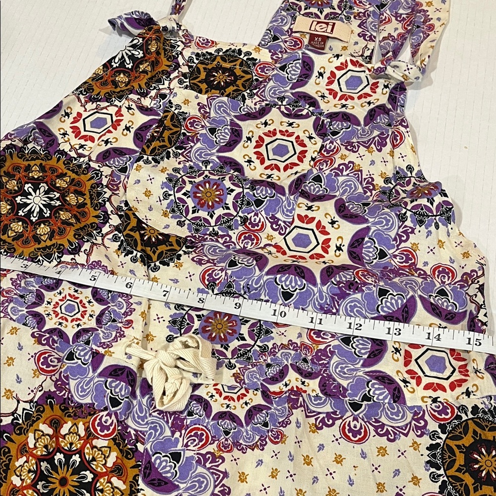 LEI Multicolor Patterned Romper - Picture 10 of 12